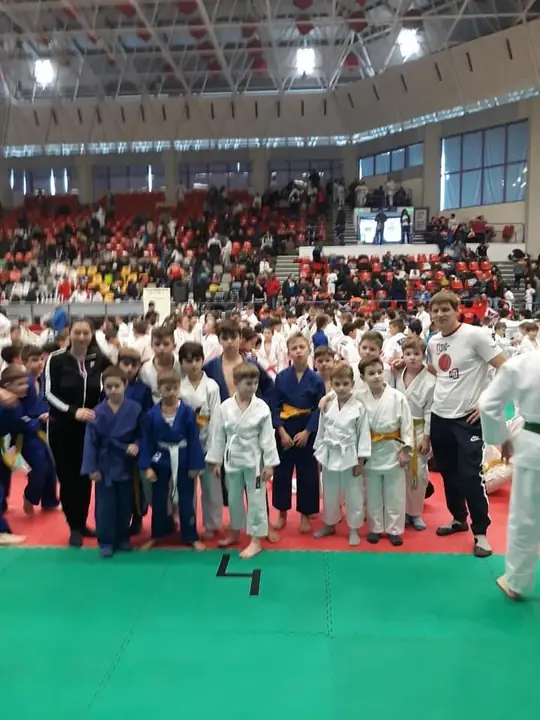 Grupă de judoka la Cupa Miado's
